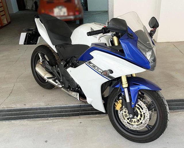 HONDA CBR 600 F 599 CC Immagine 1