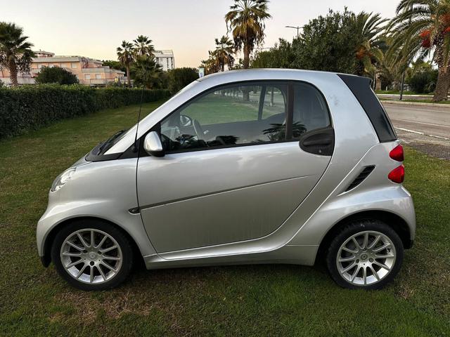 SMART ForTwo 1000 52 kW coupé pulse Immagine 4