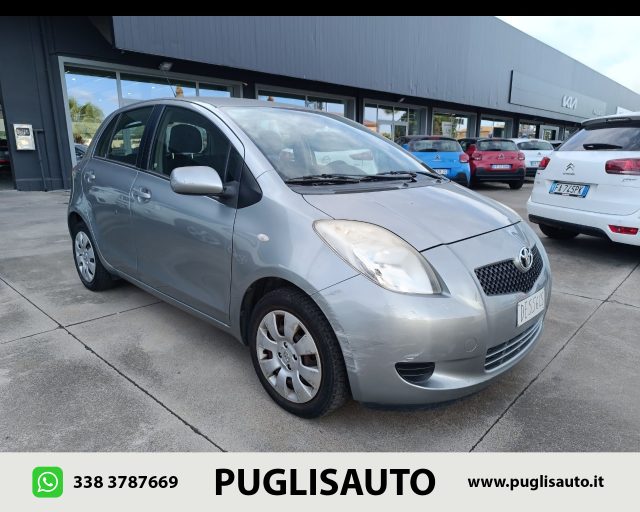 TOYOTA Yaris 1.0 5 porte Sol Immagine 0