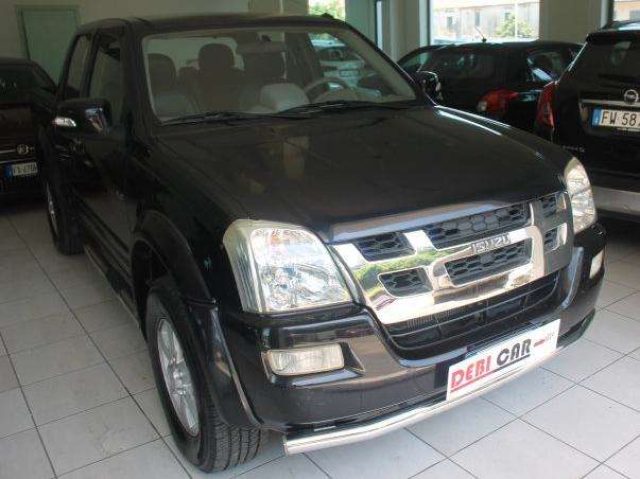 MITSUBISHI L200 4WD DOPPIA CABINA ISUZU Immagine 2