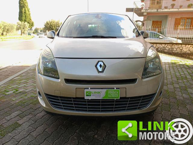 RENAULT Grand Scenic 1.9 dCi/130CV 7 posti Immagine 3