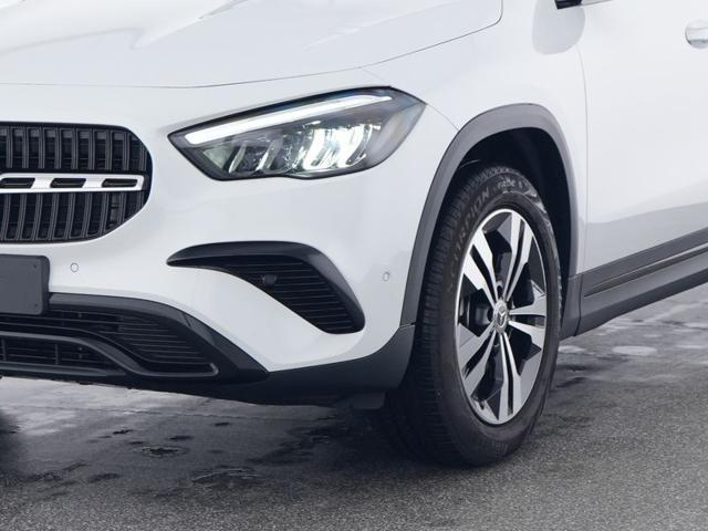 MERCEDES-BENZ GLA 180 Automatic Progressive Advanced Immagine 2