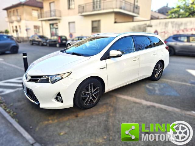 TOYOTA Auris 1.8 Hybrid Active PRENOTATA Immagine 2