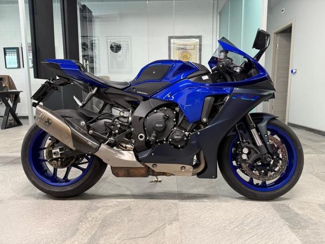 YAMAHA YZF R1 AKRAPOVIC*PROMO* Immagine 0