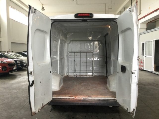 FIAT Ducato 35 2.3 MJT 130CV PM-TM Furgone + IVA Immagine 4