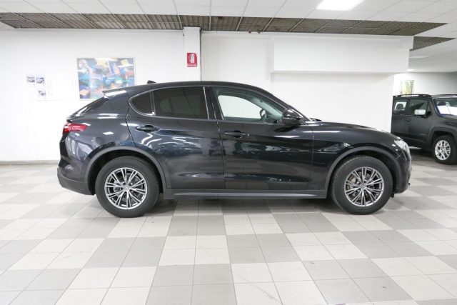 ALFA ROMEO Stelvio 2.2 Turbodiesel 210 CV AT8 Q4 Business Immagine 2