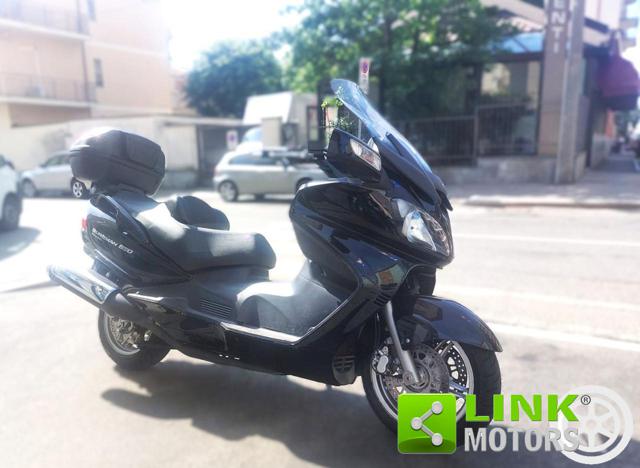 SUZUKI Burgman AN 650 AN 650 EXECUTIVE CON SOLI 32 MILA KM! Immagine 0