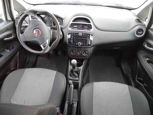 FIAT Punto 1.3 MJT II 75 CV 5 porte Street Immagine 3