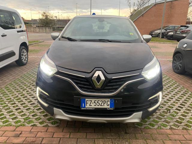 RENAULT Captur TCe 12V 90 CV Life NEOPATENTATI Immagine 1