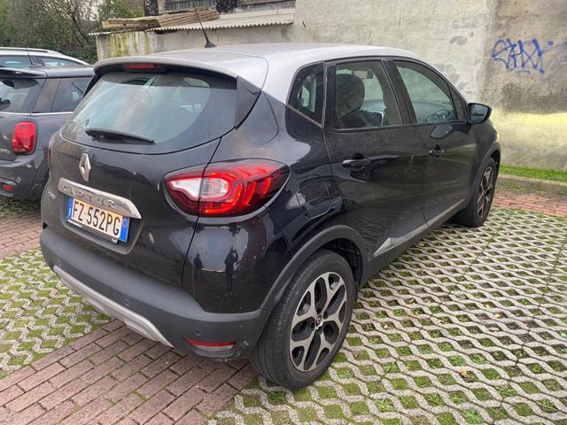 RENAULT Captur TCe 12V 90 CV Life NEOPATENTATI Immagine 4