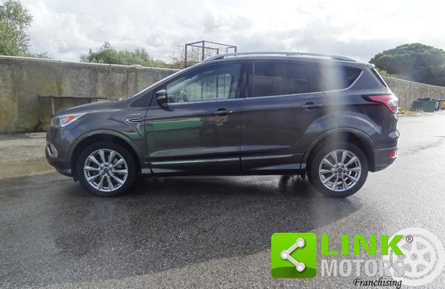 FORD Kuga 2.0 TDCI 150 CV S&S 4WD PowerShift "Vignale" Immagine 2