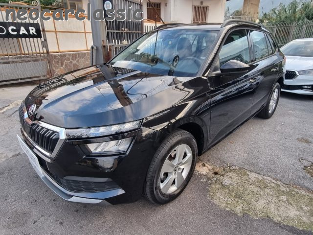 SKODA Kamiq 1.0 TSI Ambition Immagine 2