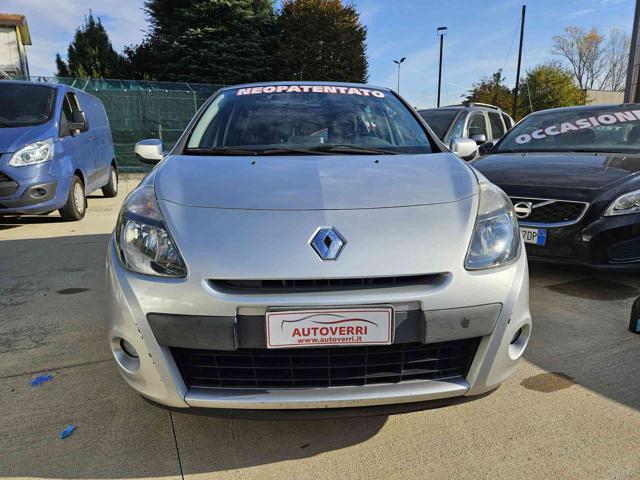 RENAULT Clio 1.2 16V 5 porte Dynamique  NEOPATENTATO OK NAVI OK Immagine 1