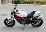 DUCATI Monster 796 Monster 796