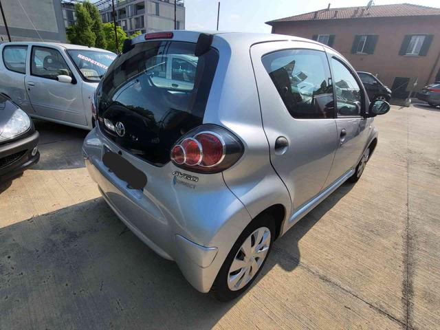 TOYOTA Aygo 1.0 12V VVT-i 5 porte Lounge Connect NEOPATENTATI Immagine 4