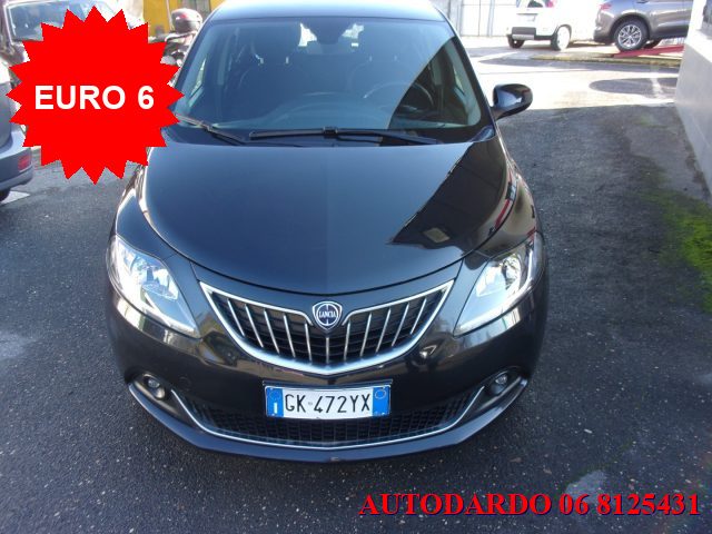 LANCIA Ypsilon 1.0 FireFly 5 porte S&S Hybrid Ecochic Gold Immagine 1