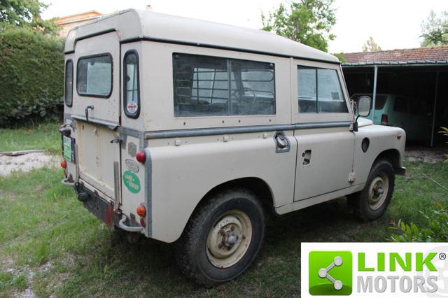 LAND ROVER Series versione 88 anno 1984 44 kw Immagine 3