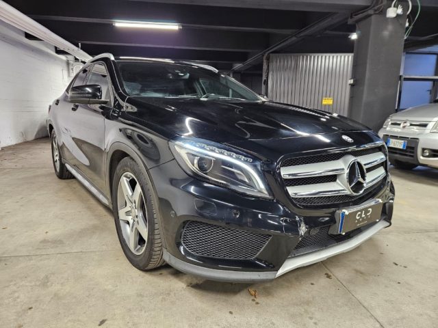 MERCEDES-BENZ GLA 200 CDI Automatic Premium Immagine 3