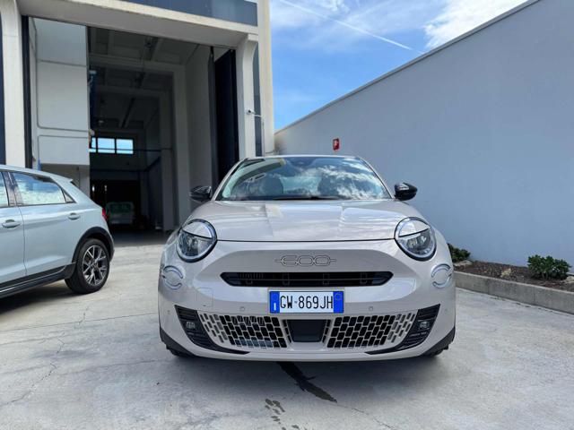 FIAT 600 Hybrid DCT MHEV Immagine 1