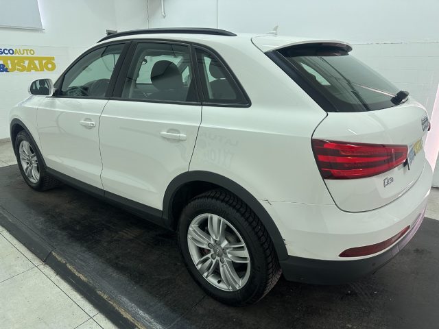 AUDI Q3 2.0 tdi Business quattro 140cv Immagine 1