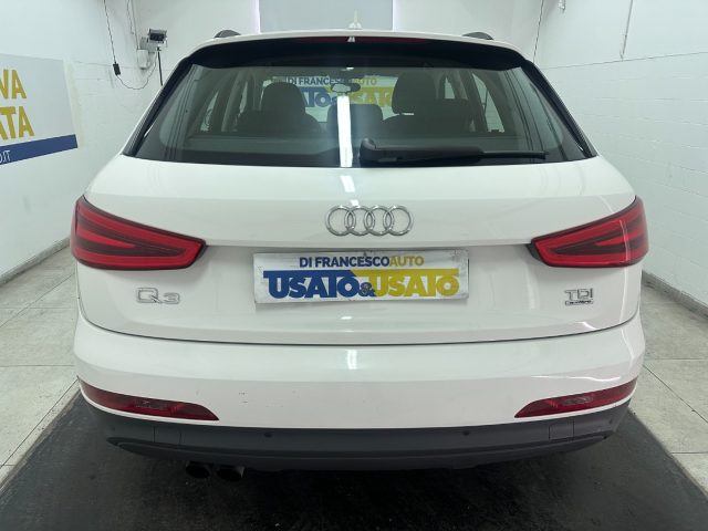 AUDI Q3 2.0 tdi Business quattro 140cv Immagine 2