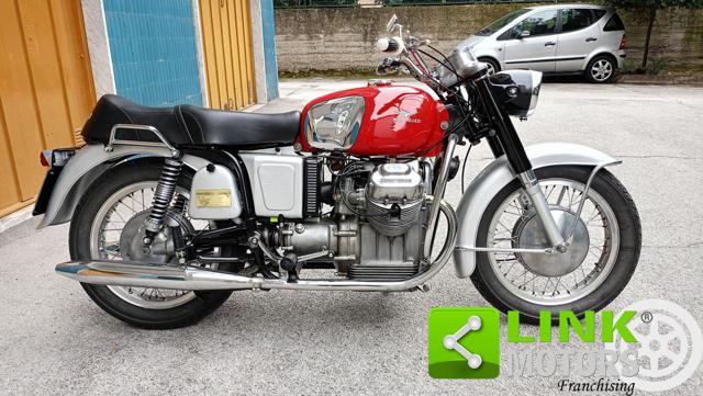 MOTO GUZZI V7 700 prima serie Immagine 0