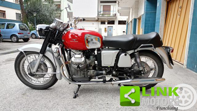 MOTO GUZZI V7 700 prima serie Immagine 2