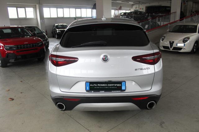 ALFA ROMEO Stelvio 2.2 Turbodiesel 160 CV AT8 RWD Rosso Edizione Immagine 4