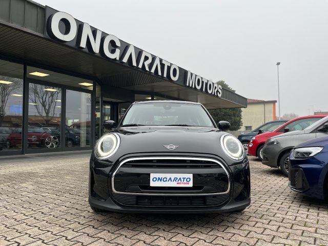 MINI Cooper 1.5 Cooper Camden 5pt Auto Immagine 1