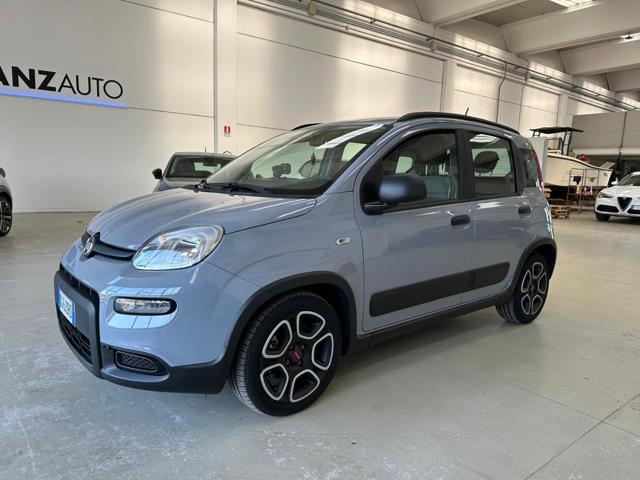 FIAT Panda 1.0 FireFly S&S Hybrid City Life Immagine 1