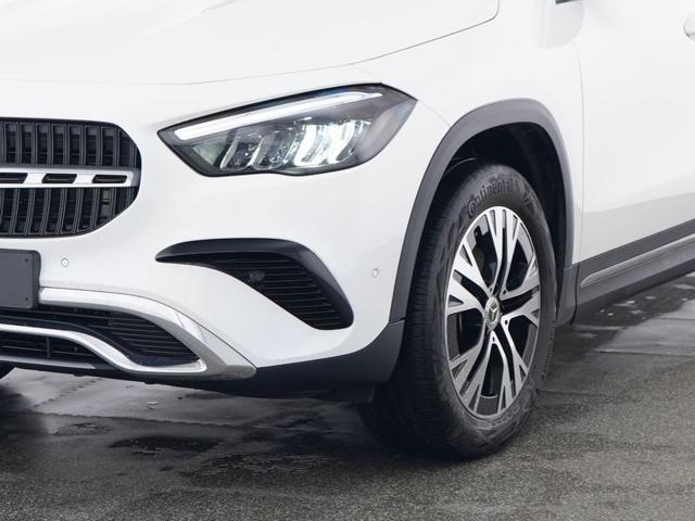 MERCEDES-BENZ GLA 200 Automatic Progressive Advanced Immagine 2