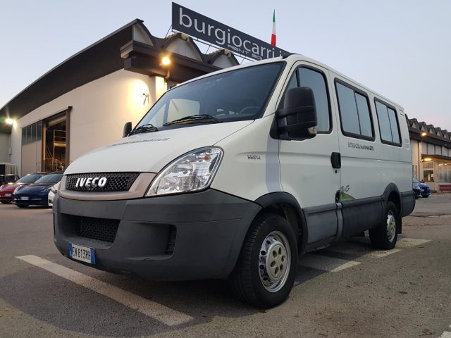 IVECO Daily 9 POSTI PULMINO Immagine 0