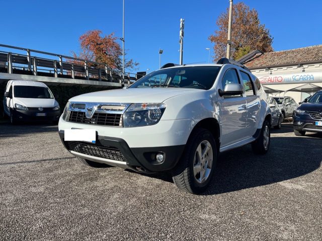 DACIA Duster 1.5 dCi 90CV 4x4 Lauréate GANCIO TRAINO Immagine 2