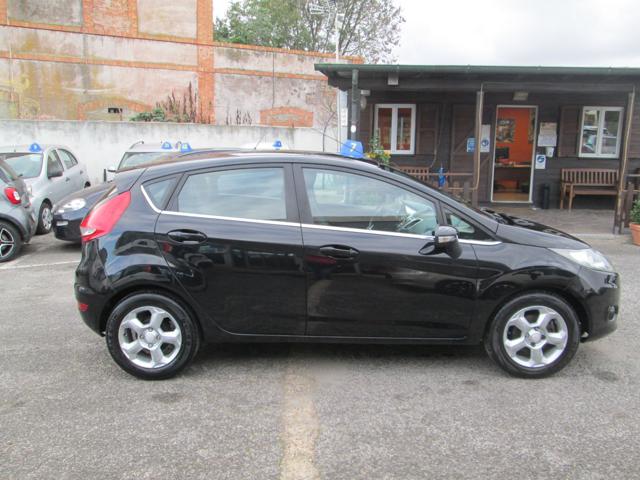 FORD Fiesta 1.4 3 porte Bz.- GPL Titanium Immagine 1