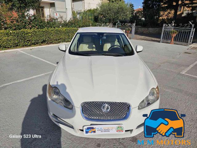 JAGUAR XF 2.7D V6 Premium Luxury Immagine 1