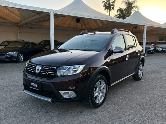 DACIA Sandero Stepway 1.5 dCi 8V 90CV BRAVE EDITION  MY 17 Immagine 2