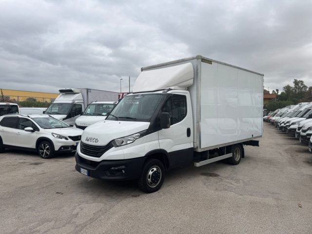 IVECO DAILY 35C16 3.0 E6  FURGONATO Immagine 0