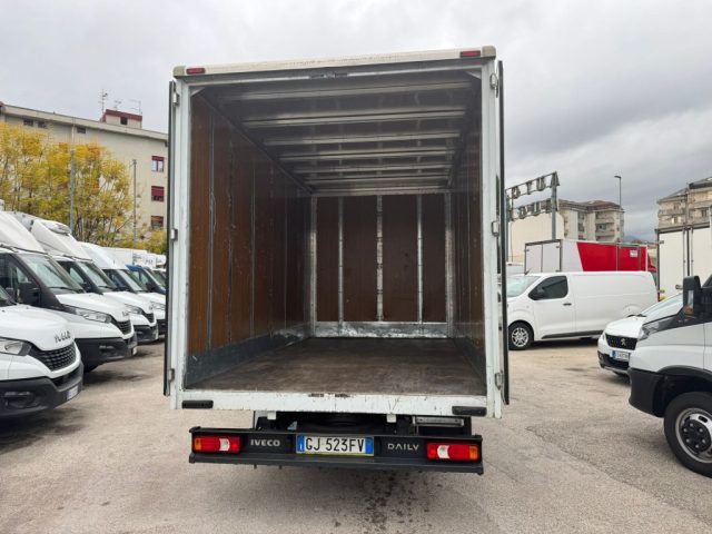 IVECO DAILY 35C16 3.0 E6  FURGONATO Immagine 4