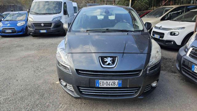 PEUGEOT 5008 2.0 HDi 150CV Tecno Immagine 2