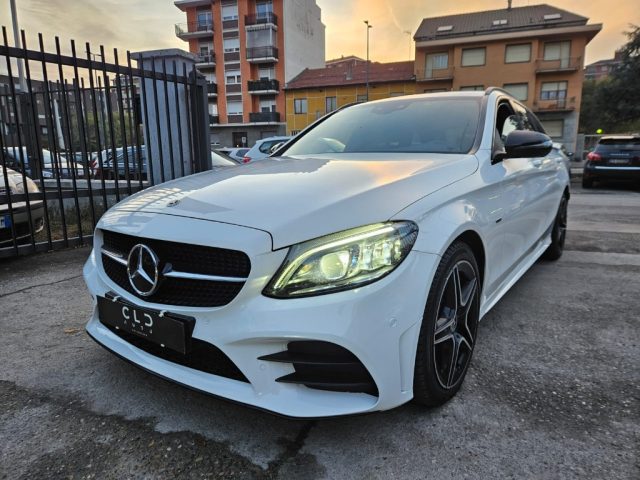 MERCEDES-BENZ C 220 d S.W. Auto Night Edition Immagine 4