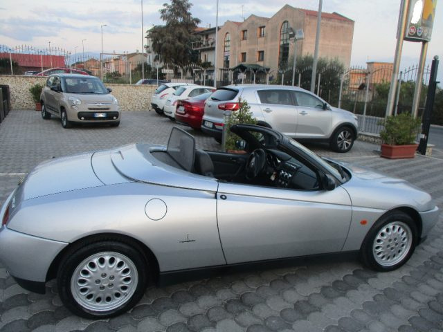 ALFA ROMEO GTV 2.0i 16V Twin Spark cat L Immagine 1