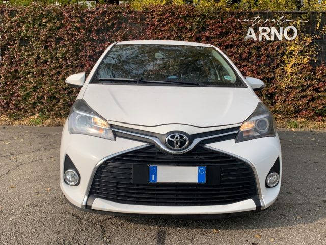 TOYOTA Yaris 1.0 5 porte Cool Immagine 1