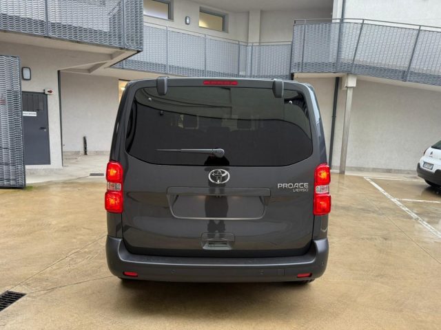 TOYOTA Proace Verso 2.0D 144 CV L1  Lounge Immagine 3