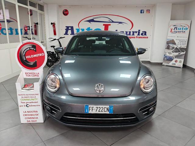 VOLKSWAGEN Maggiolino 2.0 TDI Design BlueMotion Technology Immagine 1