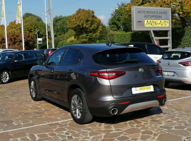 ALFA ROMEO Stelvio 2.2 Turbodiesel 210 CV AT8 Q4 Executive Immagine 2