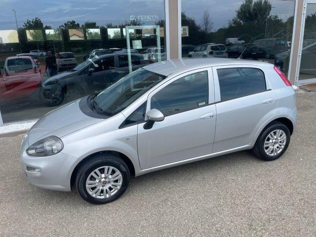 FIAT Punto 1.4 8V 5 porte Natural Power Lounge Immagine 2