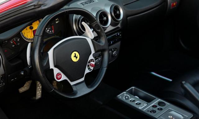 FERRARI F430 Spider F1 LOOK SCUDERIA Immagine 4