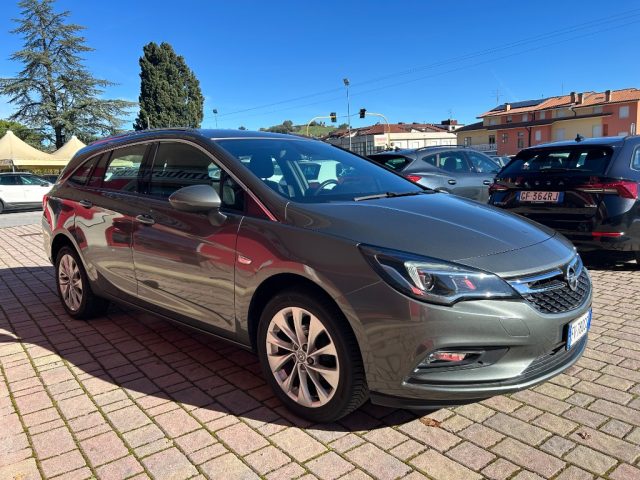 OPEL Astra 1.4 Turbo 110CV EcoM Sports Tourer Dynamic Immagine 1