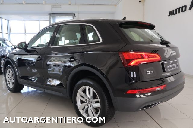 AUDI Q5 40 TDI quattro Business Design PELLE BEIGE LED NAV Immagine 2