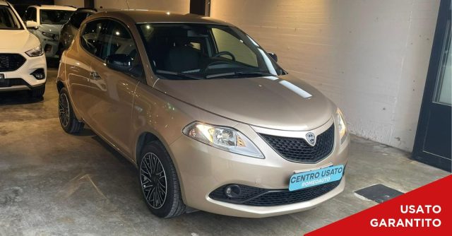 LANCIA Ypsilon 1.0 FireFly 5 porte S&S Hybrid Gold 70cv Immagine 1